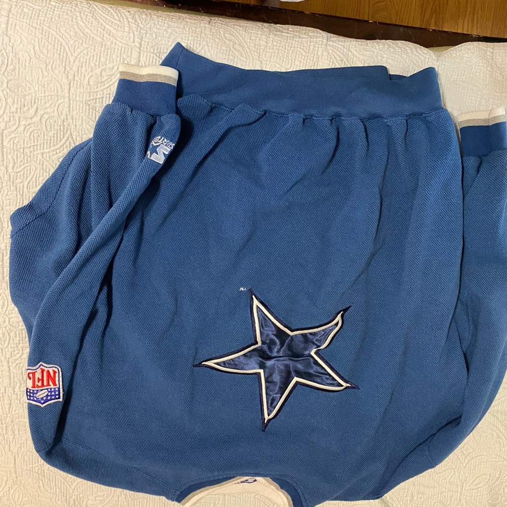 DALLAS COWBOYS crew neck. Size XL. STARTER. NFL.